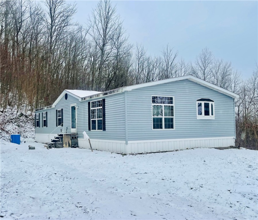 9248 County Road 15b