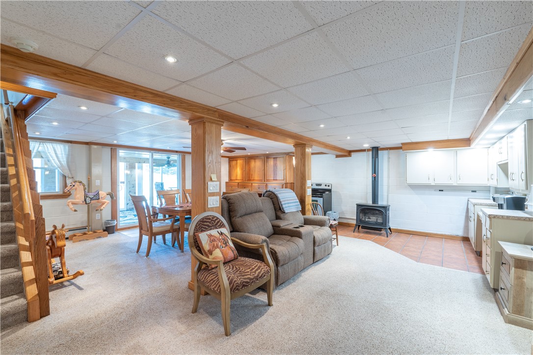 1283 Thompson Road