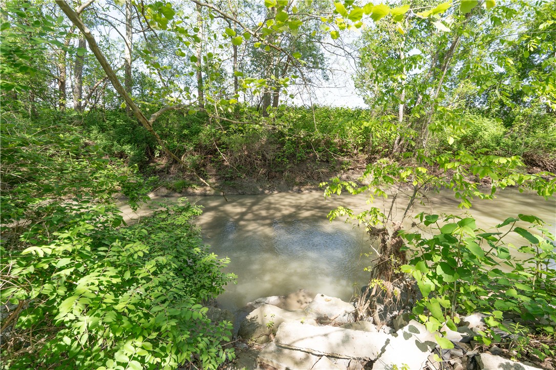 2257 Degroff Road