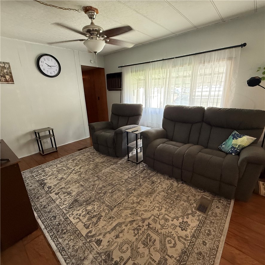 7 Valley View Court