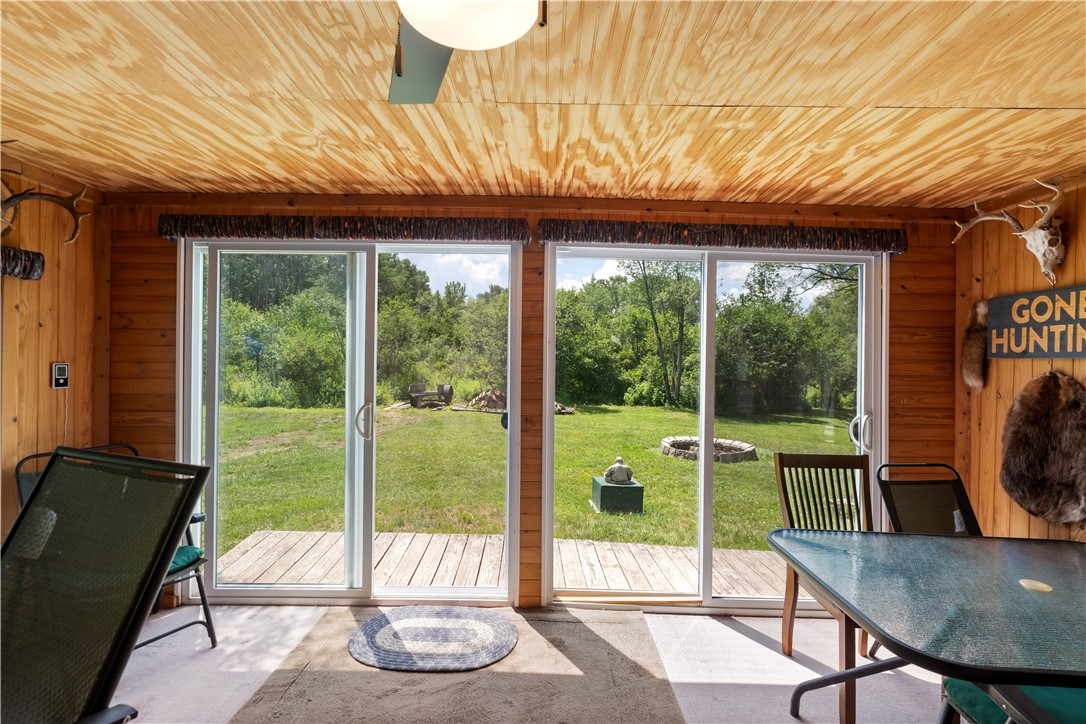 9052 County Road 15b