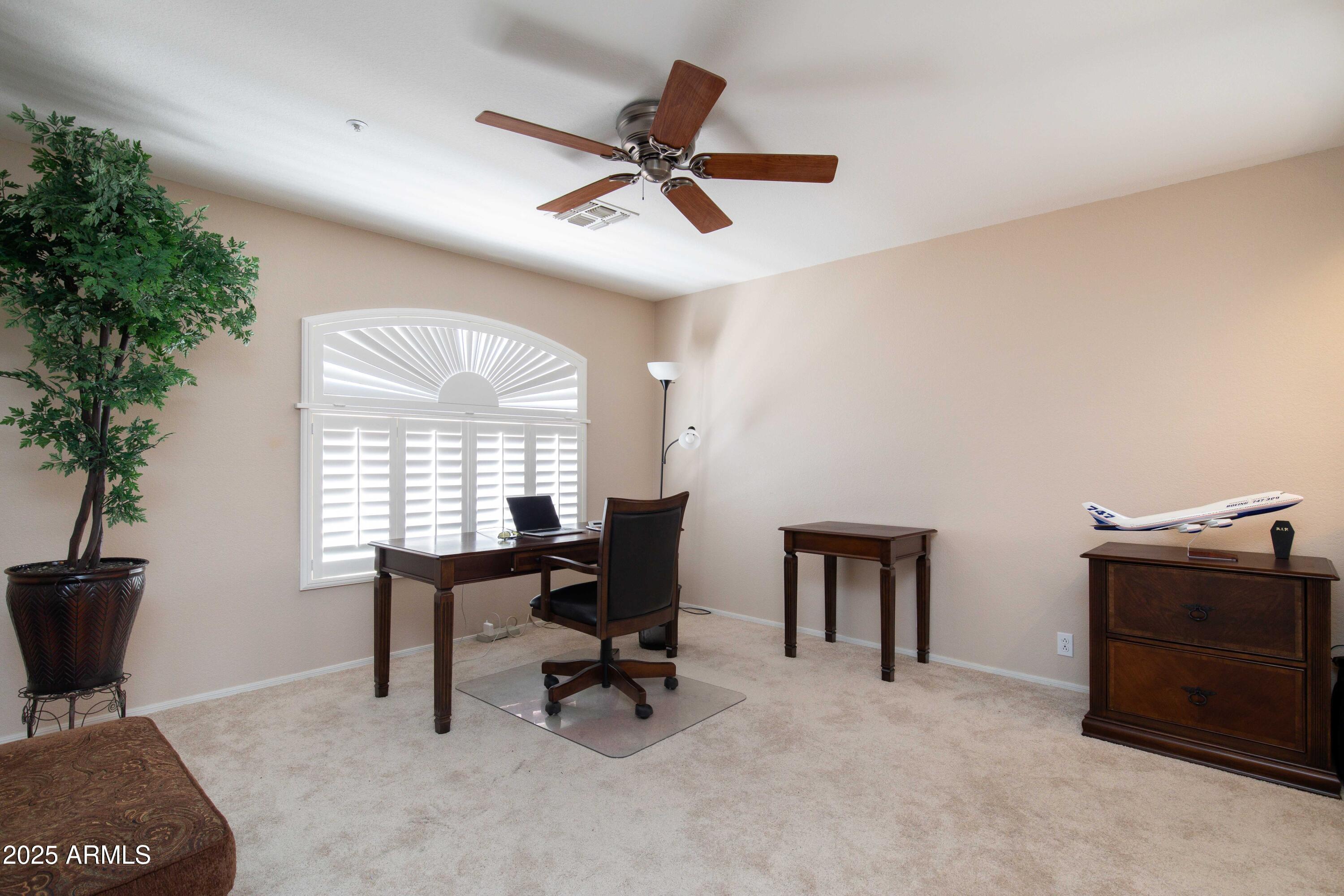 15550 N FRANK LLOYD WRIGHT Boulevard N, 1040