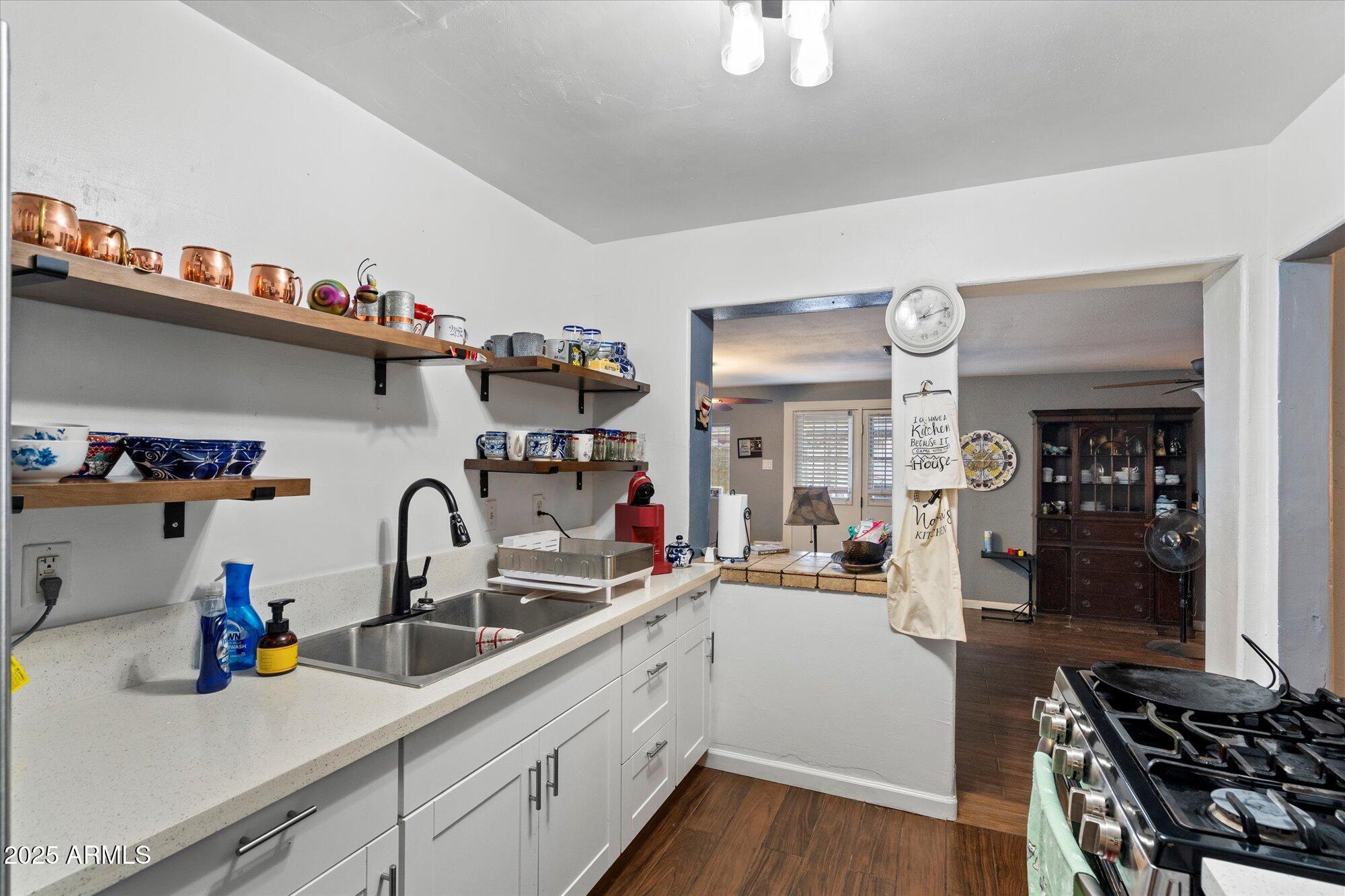 1225 N 33RD Street