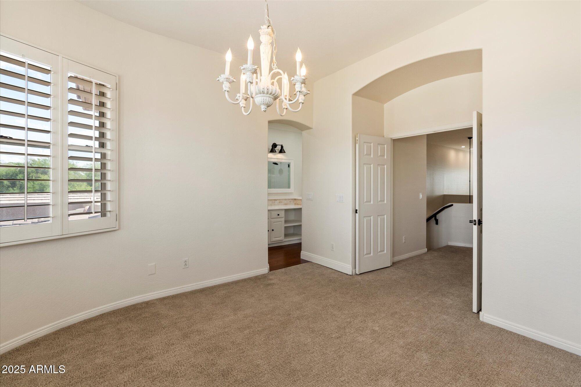 15240 N CLUBGATE Drive, 160