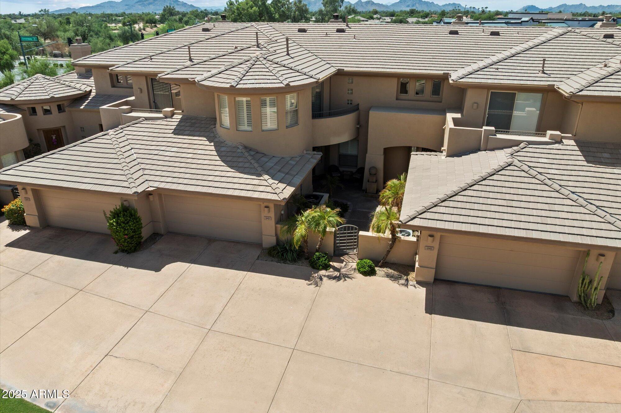 15240 N CLUBGATE Drive, 160