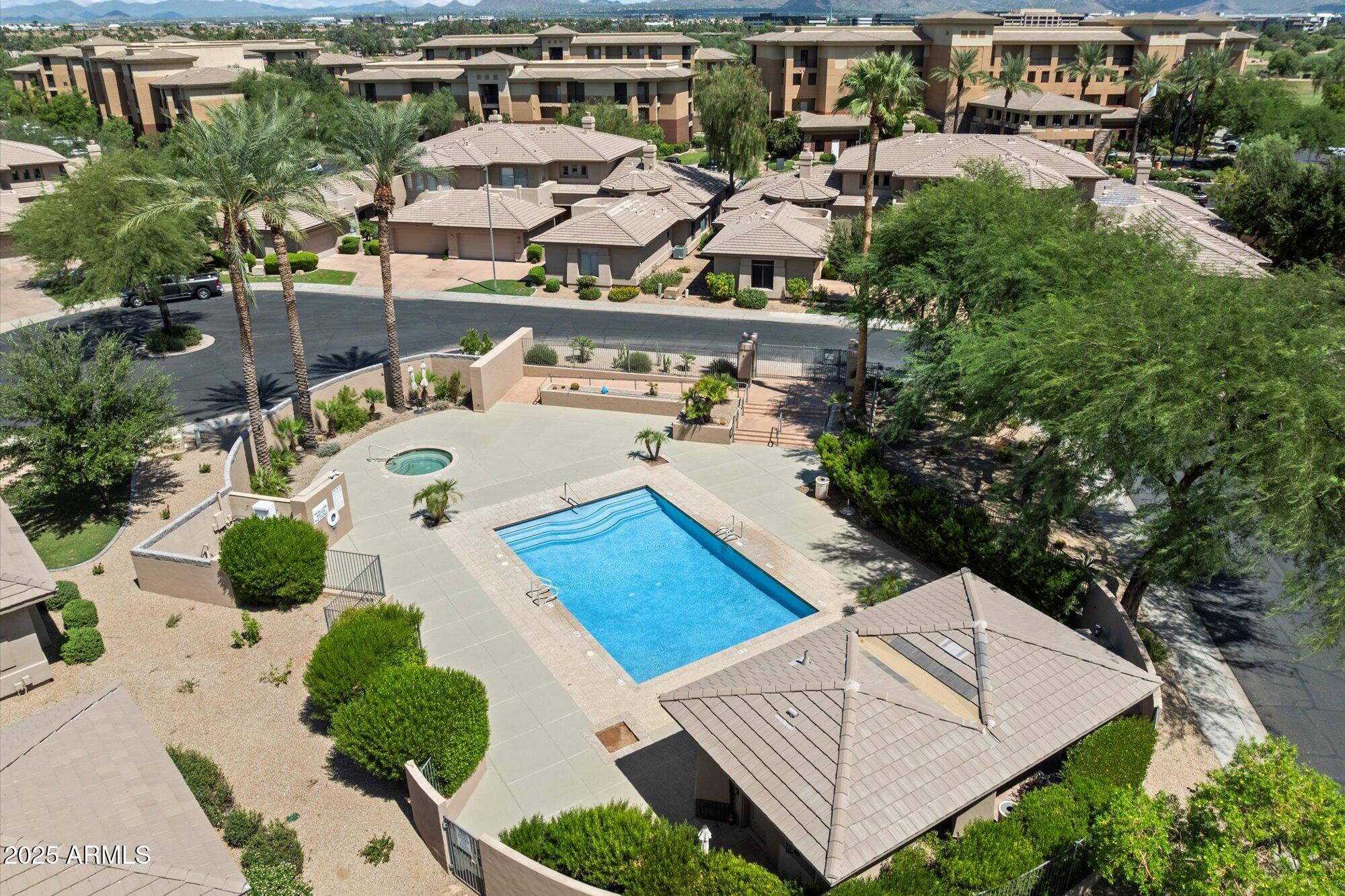 15240 N CLUBGATE Drive, 160