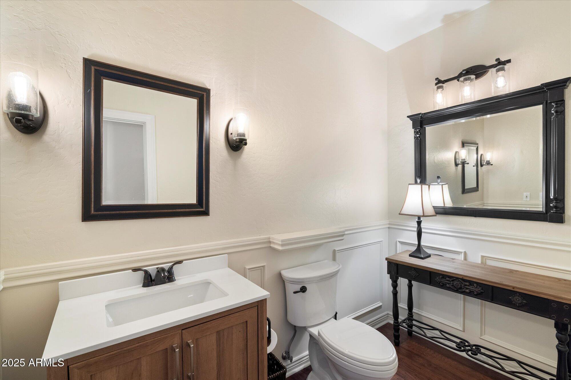15240 N CLUBGATE Drive, 160