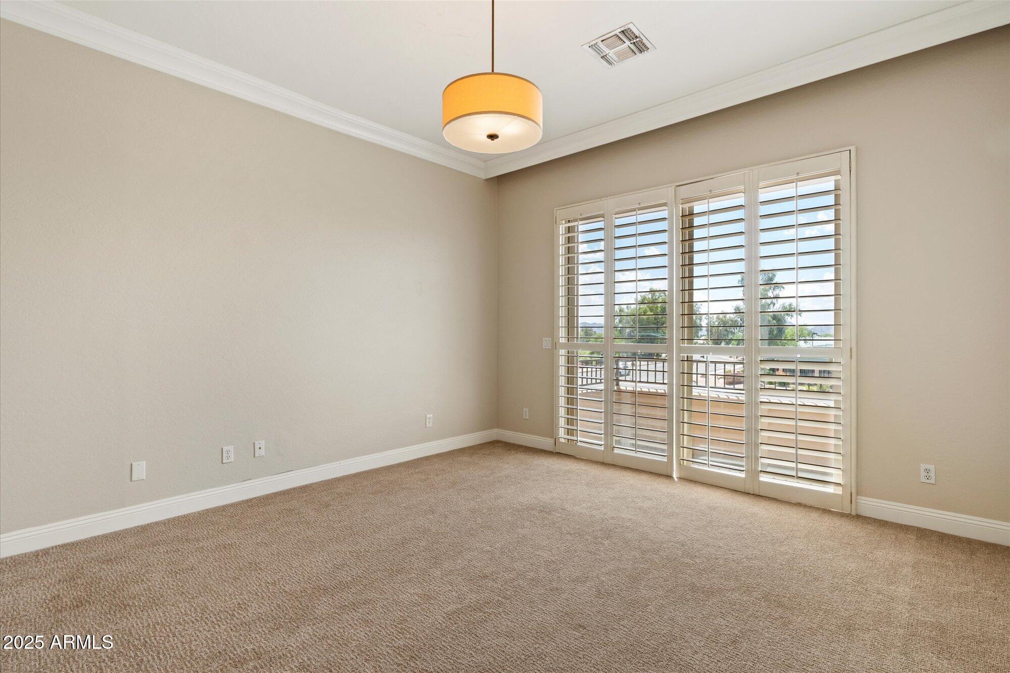 15240 N CLUBGATE Drive, 160