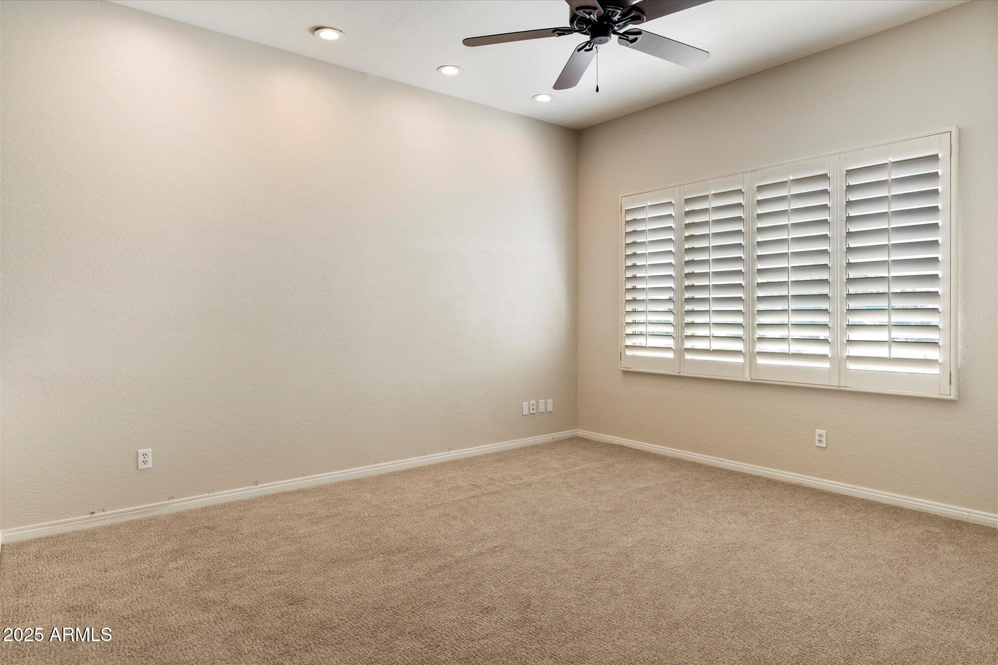 15240 N CLUBGATE Drive, 160