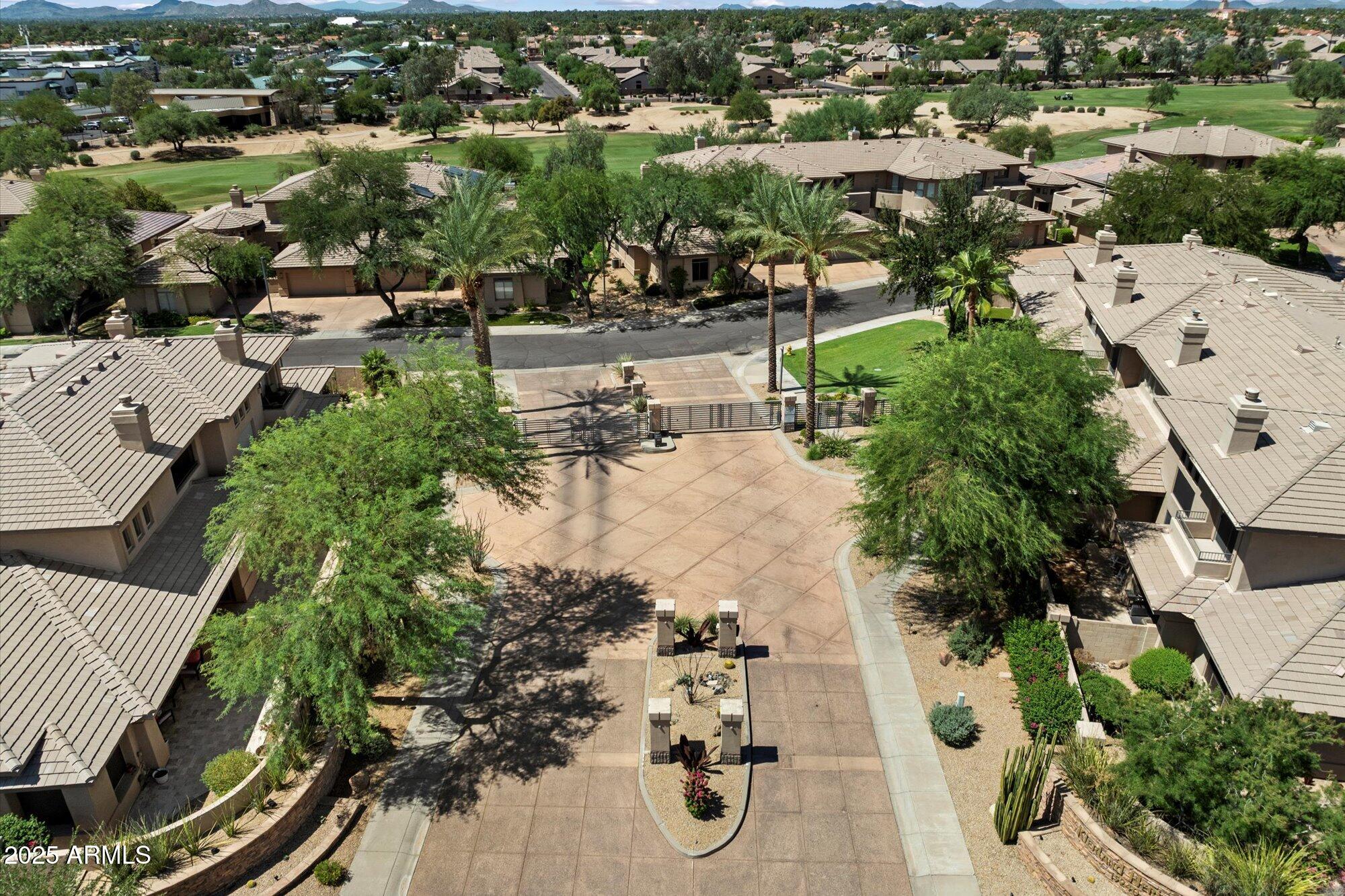 15240 N CLUBGATE Drive, 160