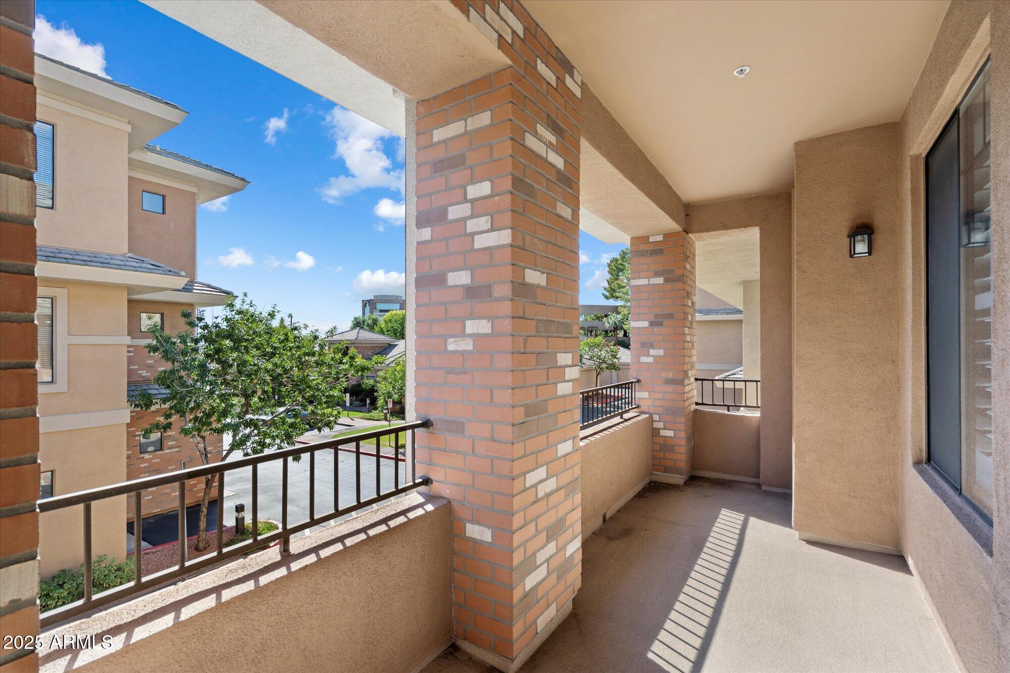 2989 N 44TH Street, 2039