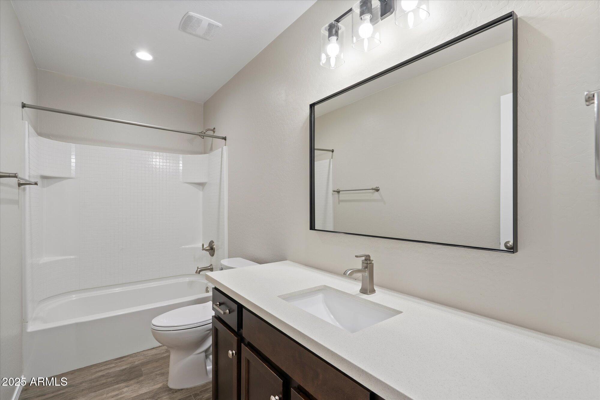 3010 N 37TH Street 6