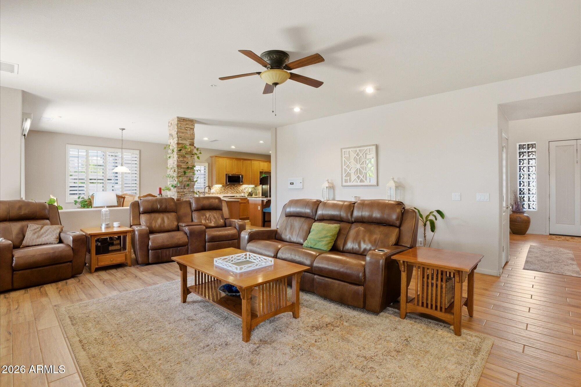 6117 E PALOMINO Lane