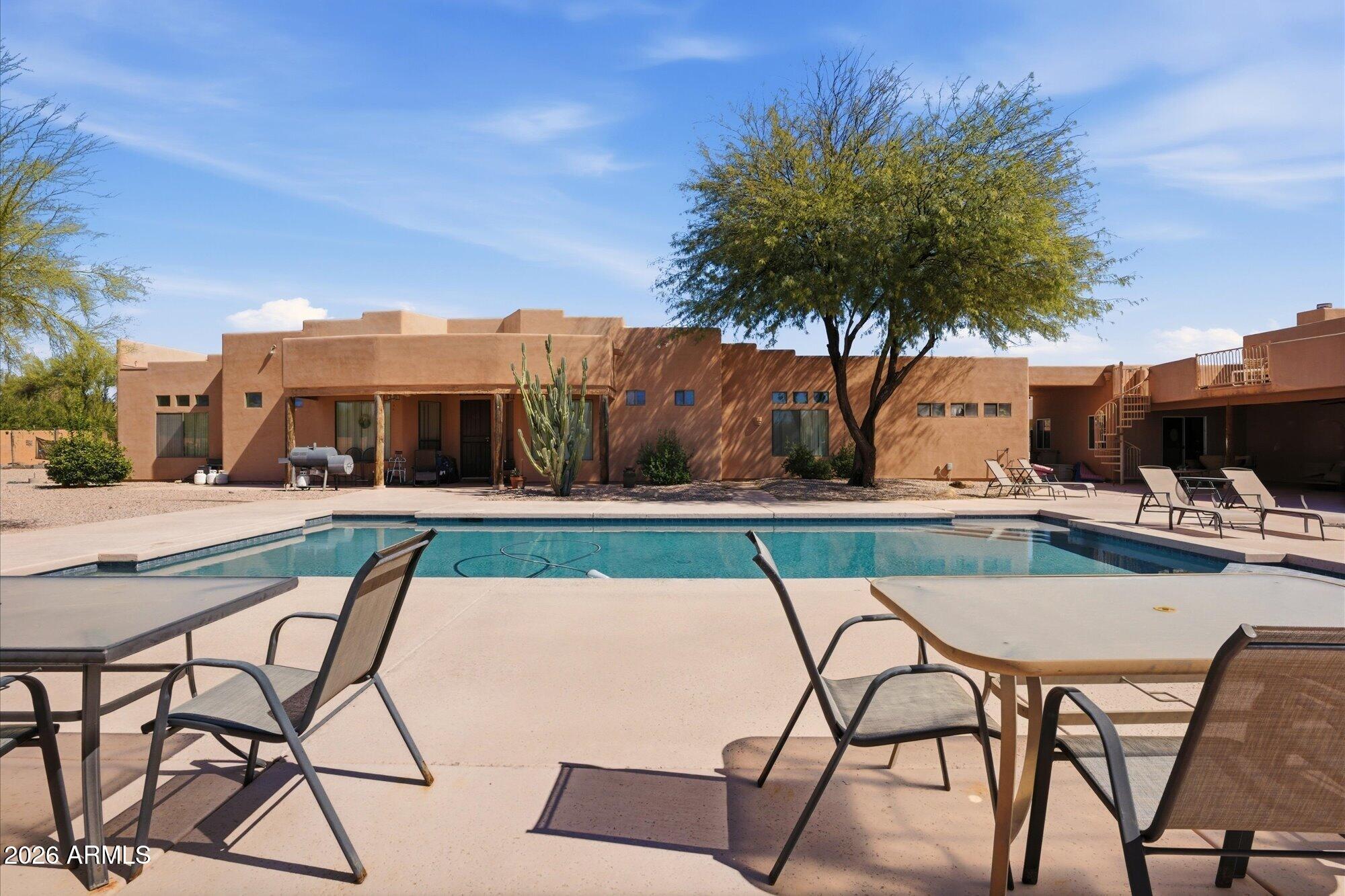 5938 E WINDSTONE Trail