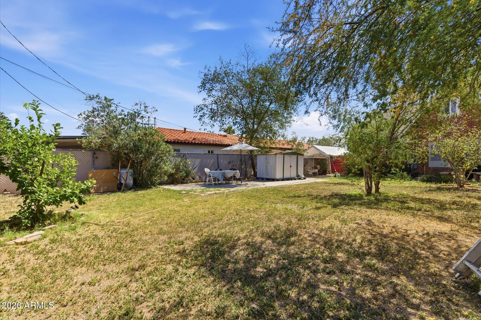 1326 W ROOSEVELT Street