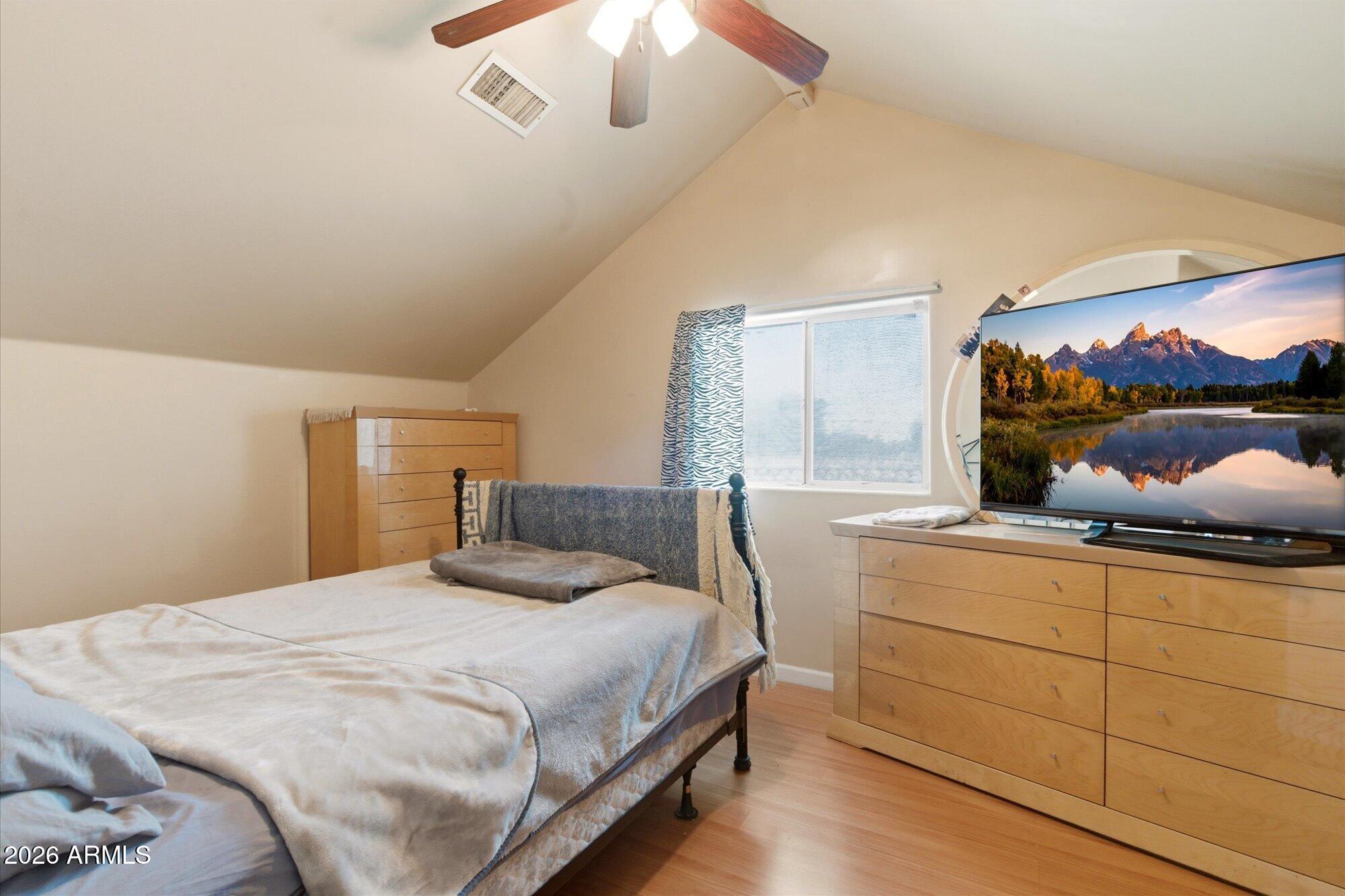 1326 W ROOSEVELT Street