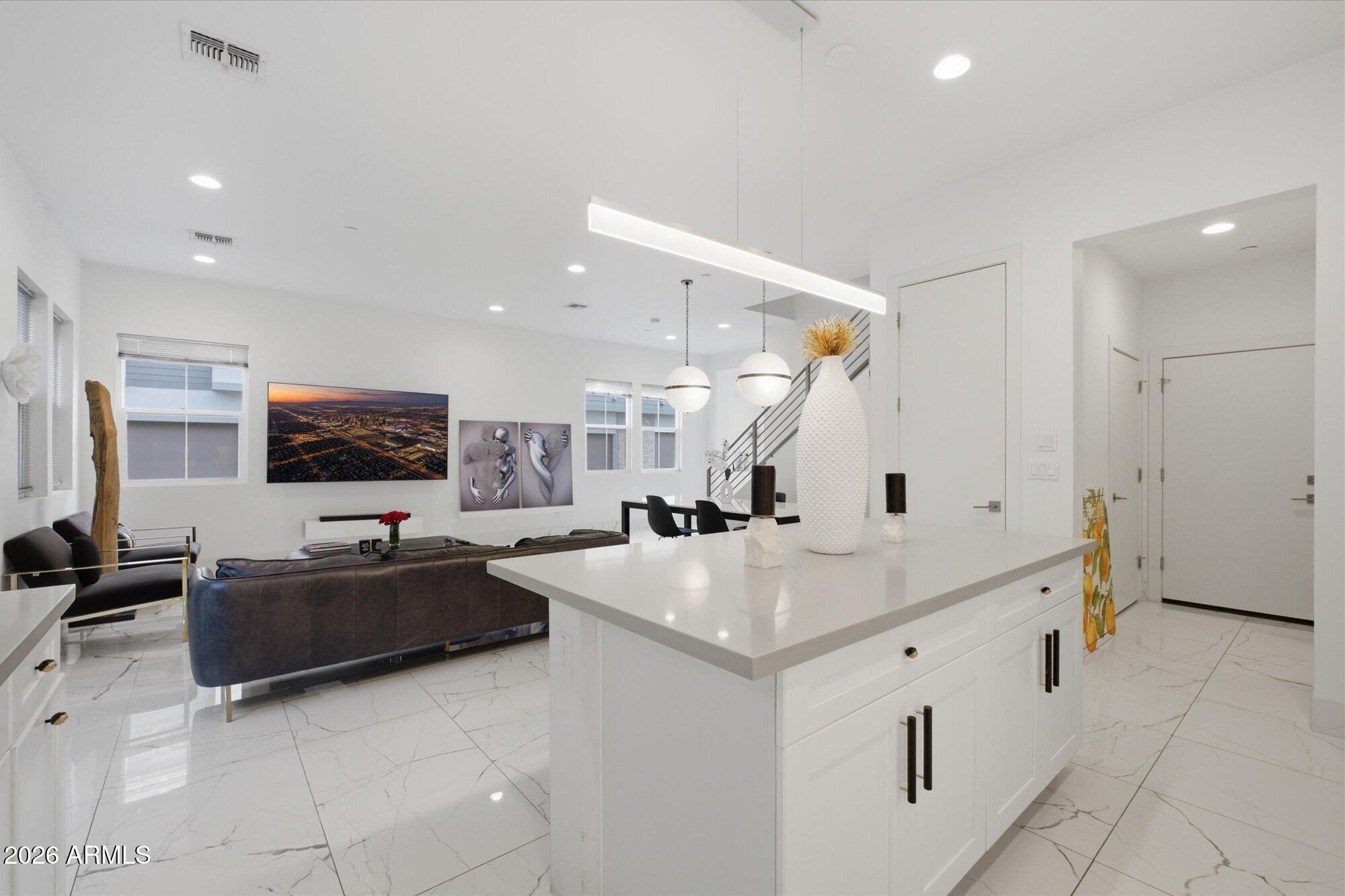 3200 N 39TH Street 28