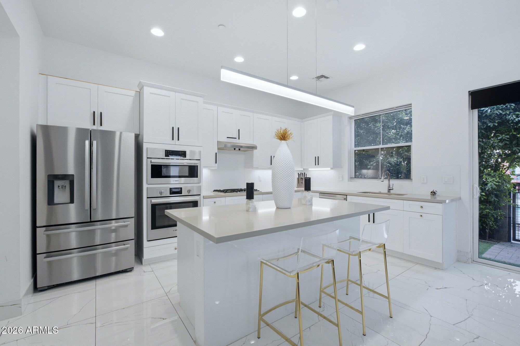 3200 N 39TH Street 28