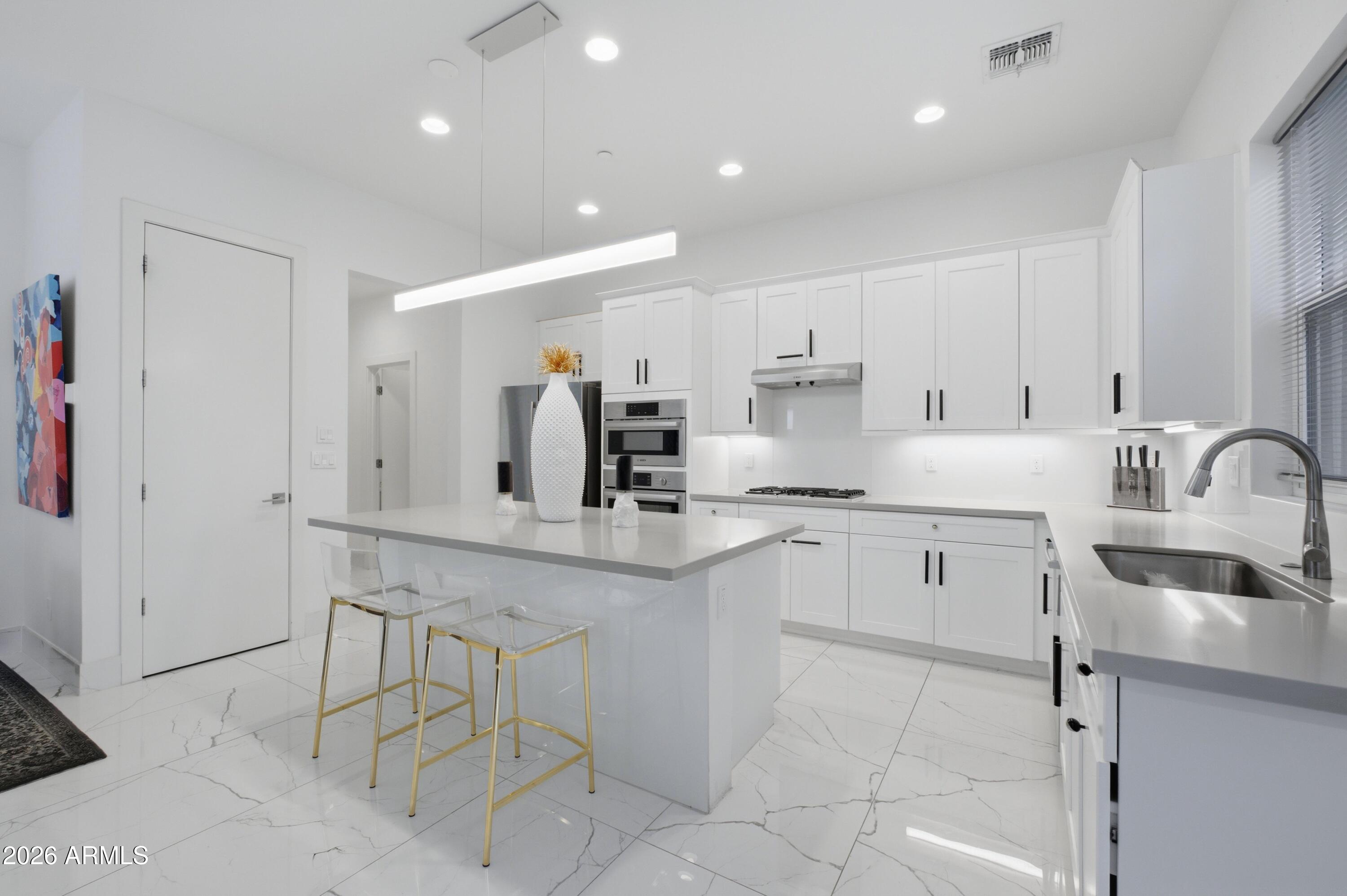 3200 N 39TH Street 28