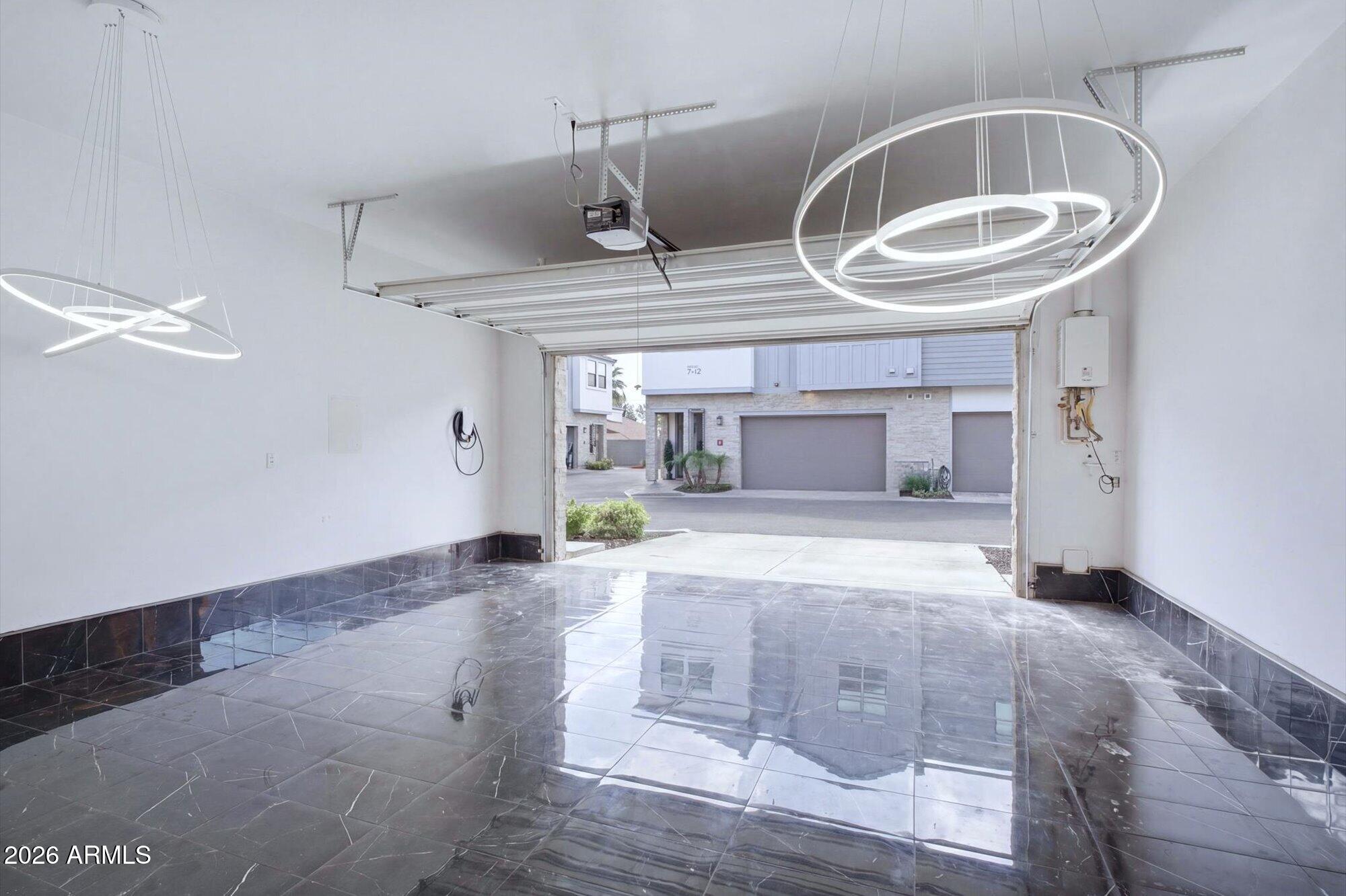 3200 N 39TH Street 28