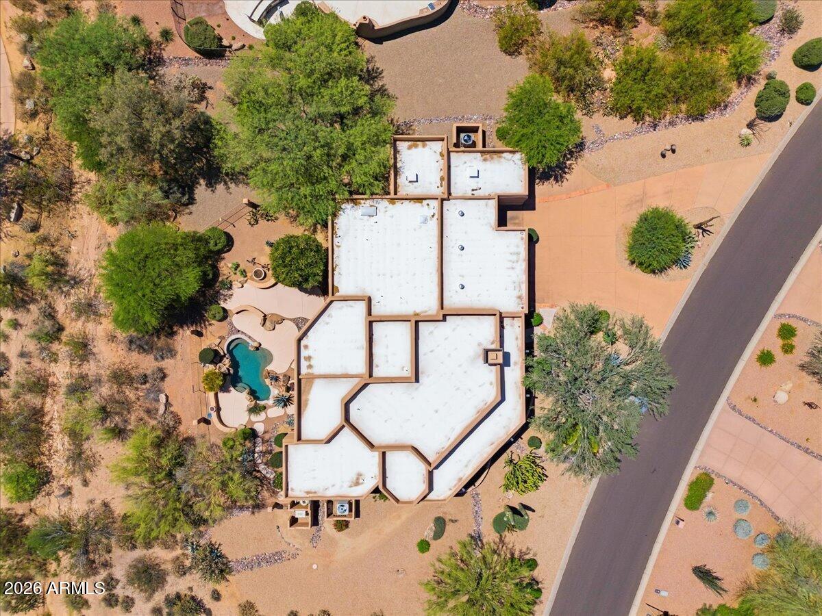 27820 N LUCERO Drive