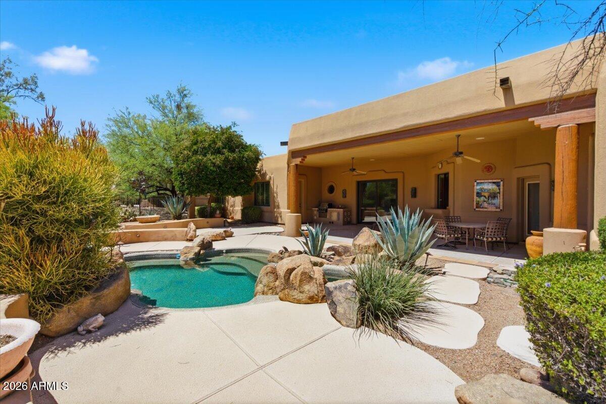 27820 N LUCERO Drive