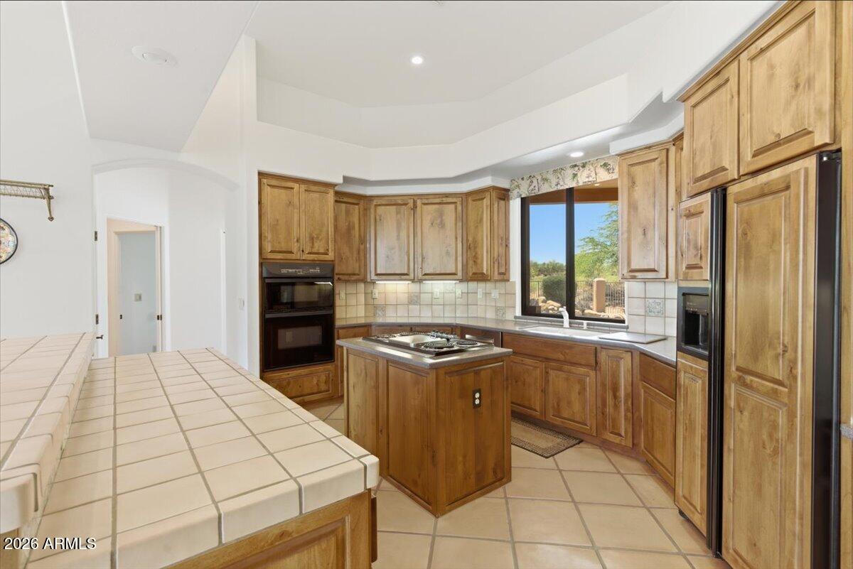 27820 N LUCERO Drive