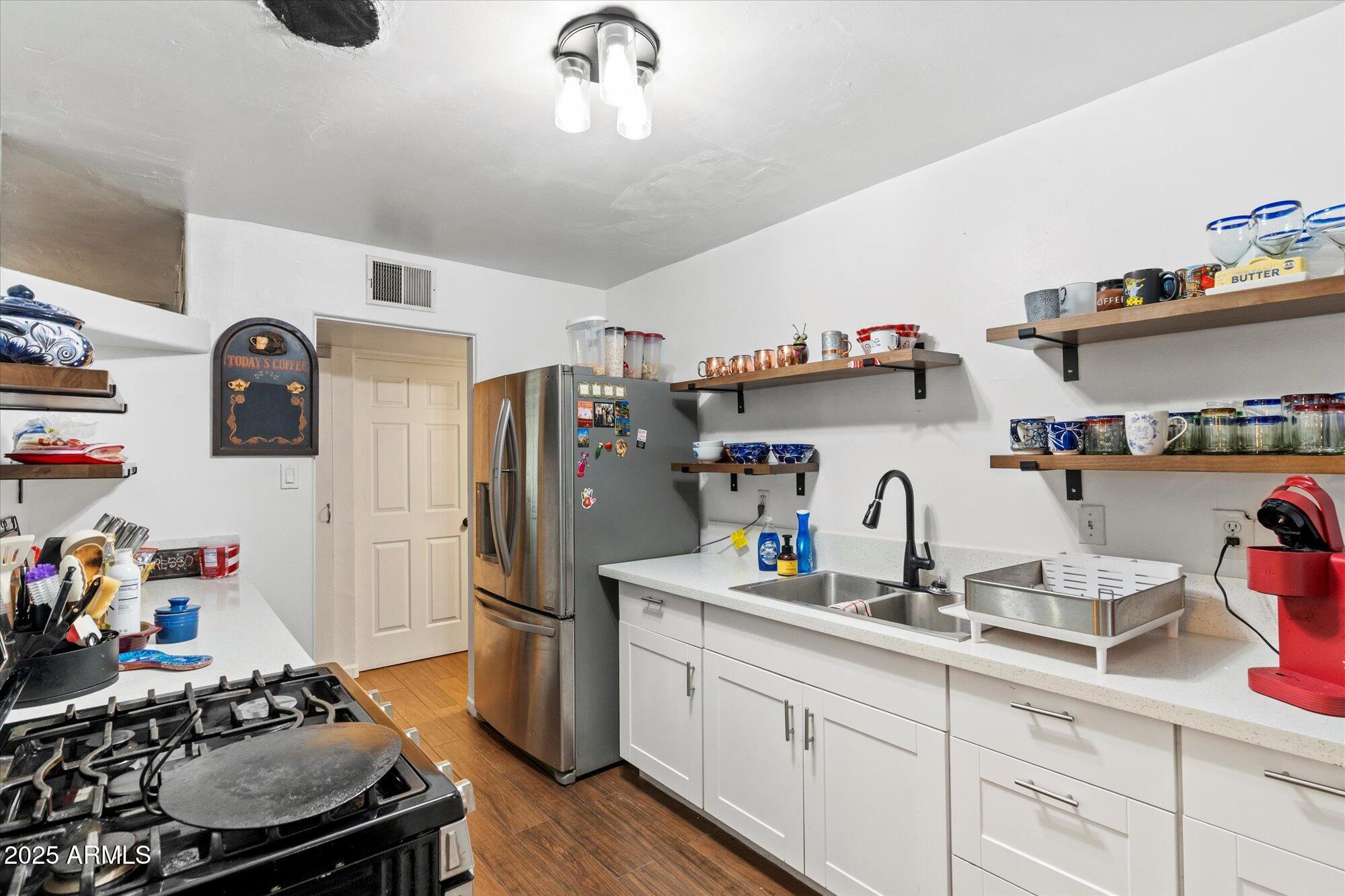 1225 N 33RD Street