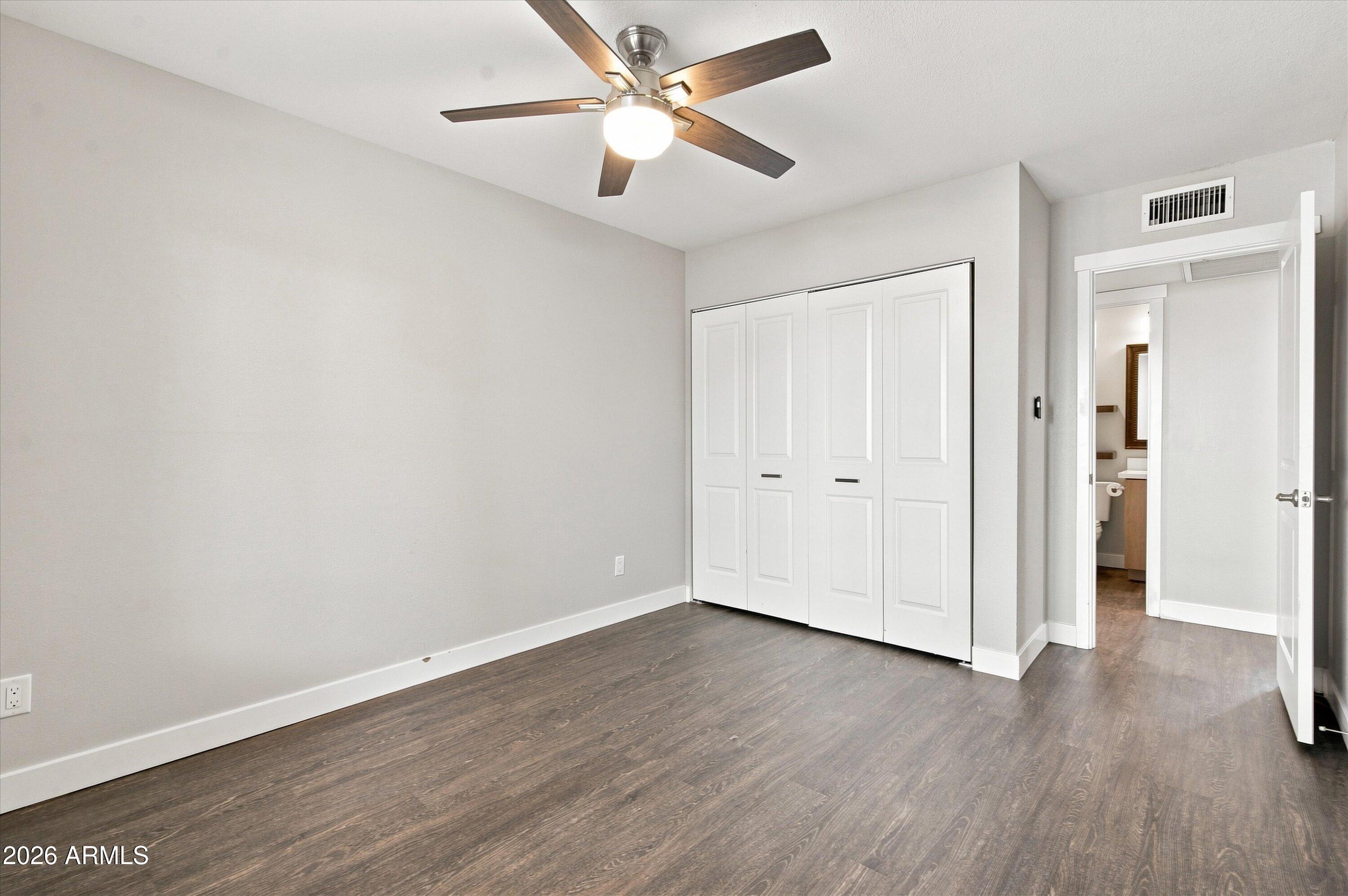 1726 E EL PARQUE Drive