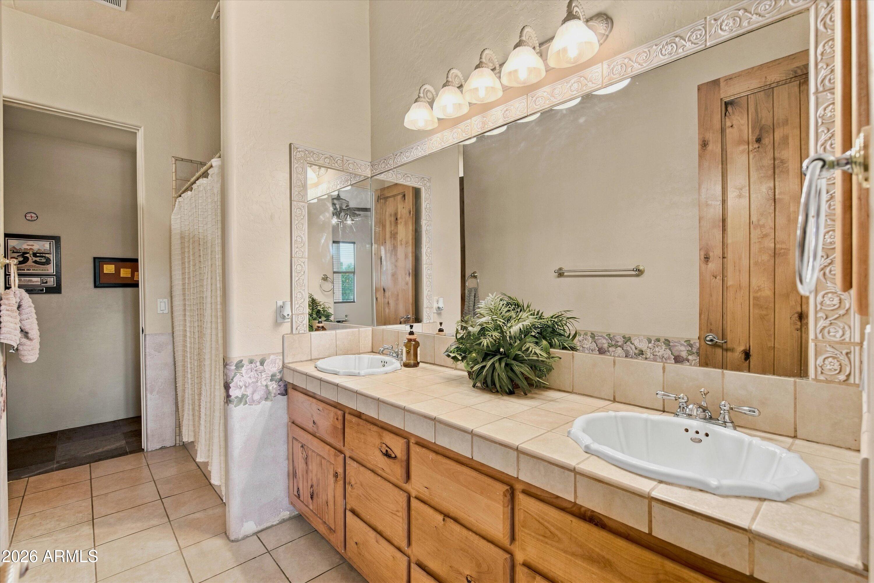 24911 S 206th Place