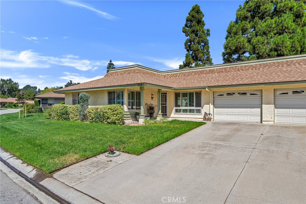 6118 Village 6