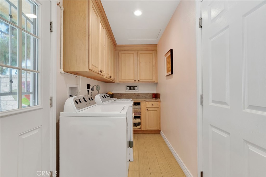 6118 Village 6