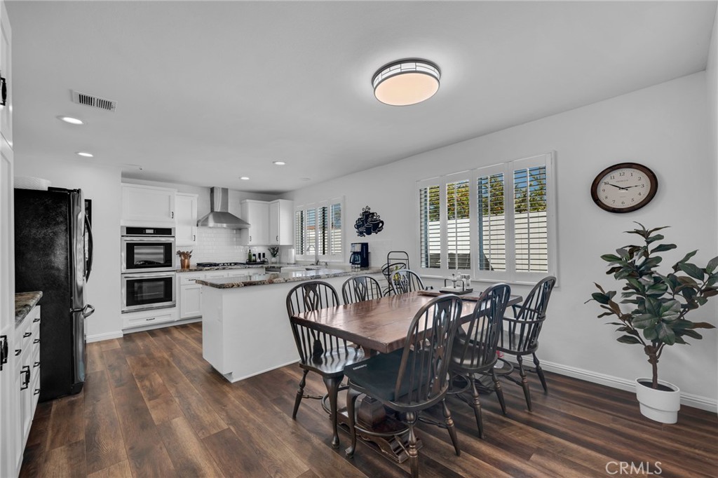 17004 Gledhill Street