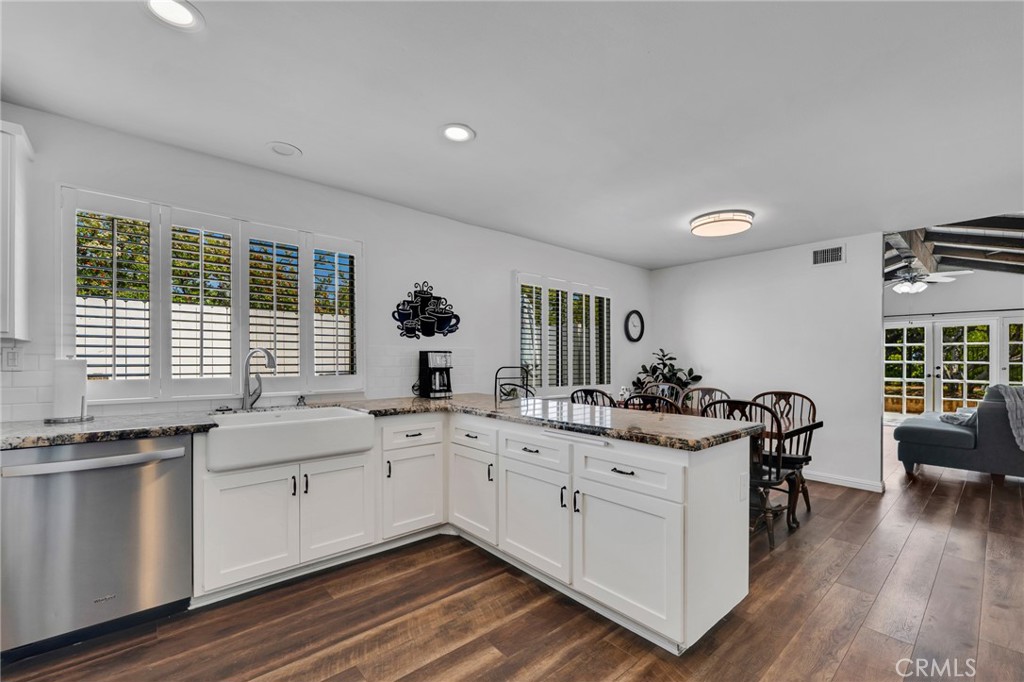 17004 Gledhill Street