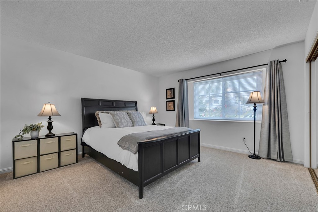 17004 Gledhill Street