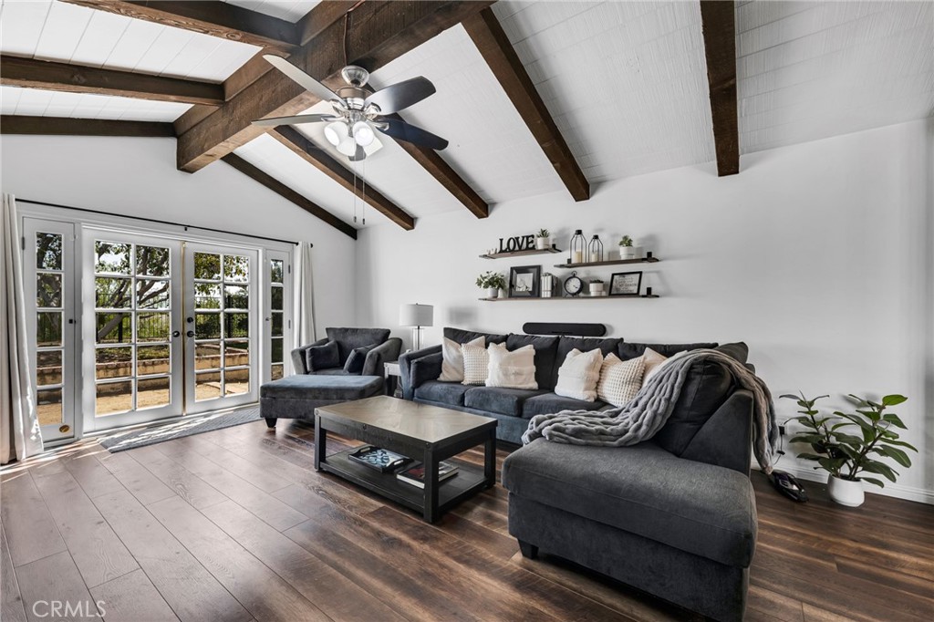 17004 Gledhill Street