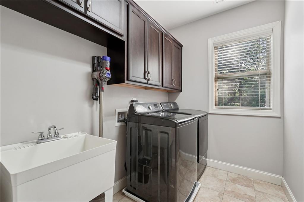1720 Flinthaven Court
