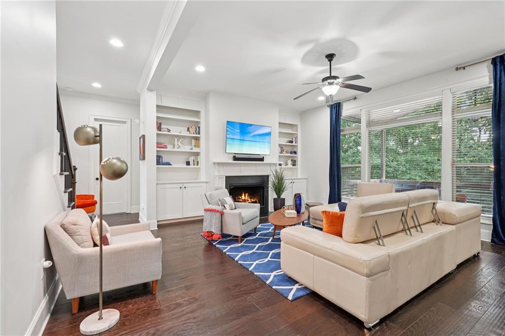 1720 Flinthaven Court