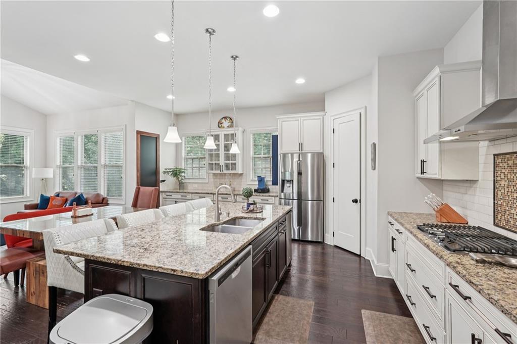 1720 Flinthaven Court