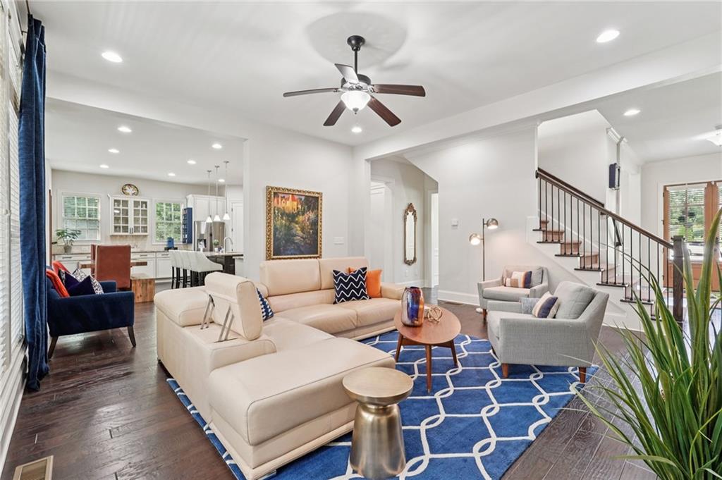 1720 Flinthaven Court