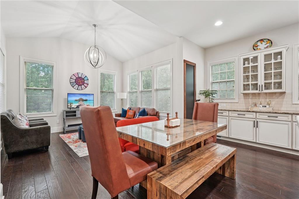 1720 Flinthaven Court
