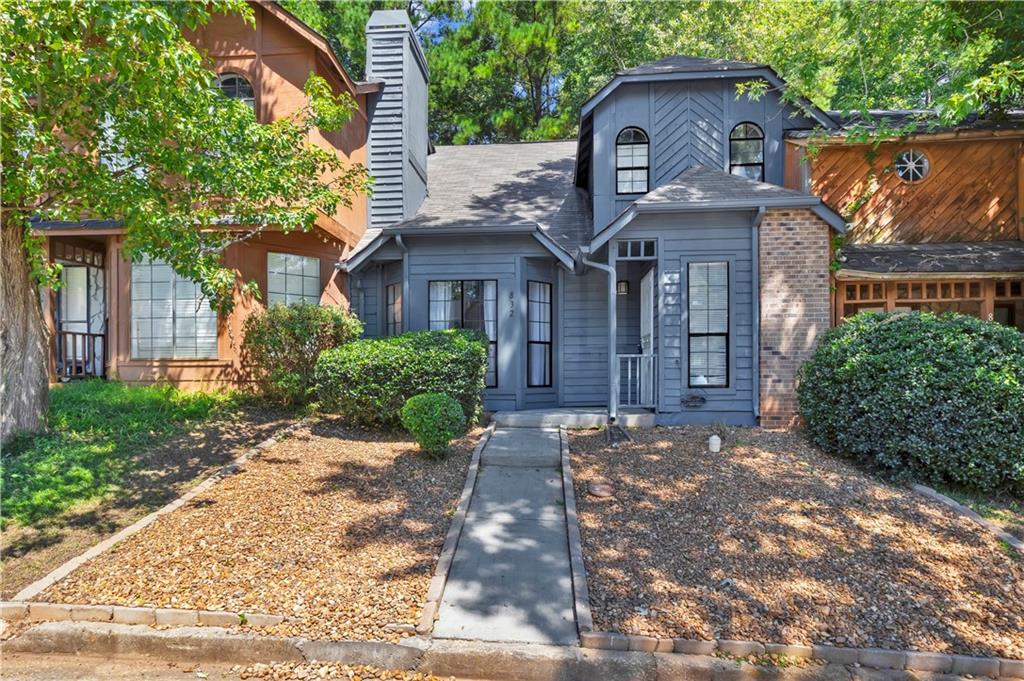 832 Heritage Oaks Drive