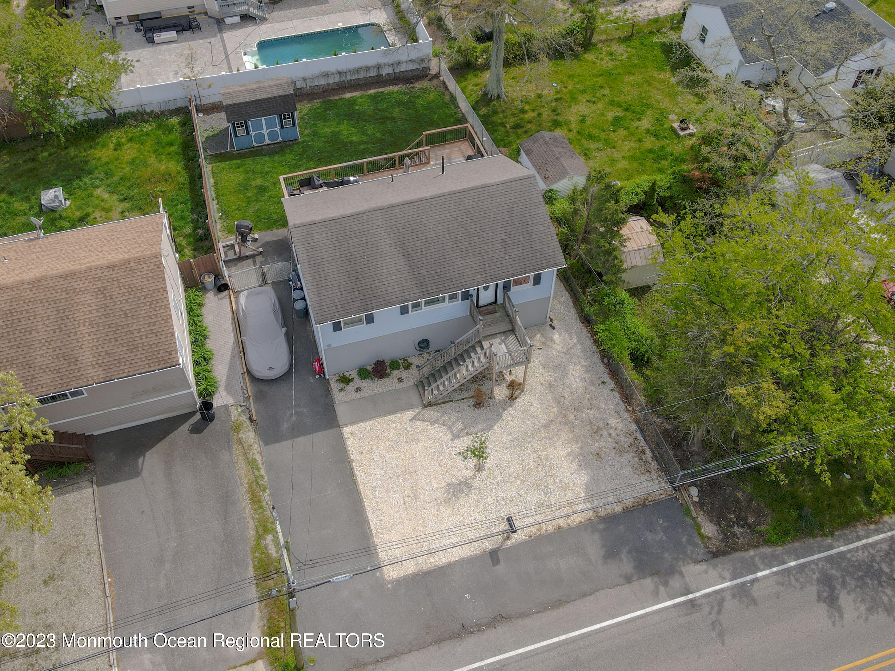 903 Clairmore Avenue