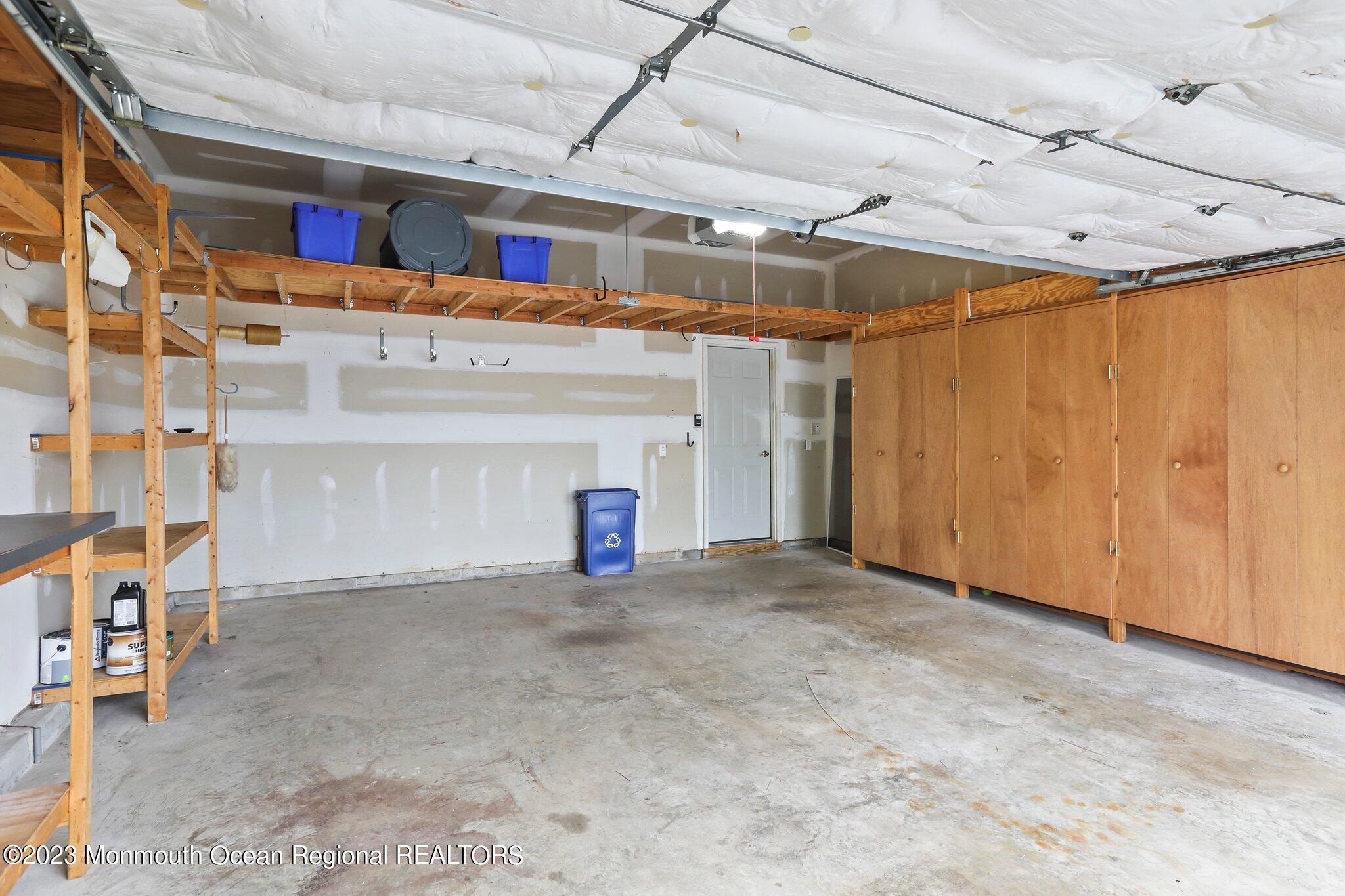 4 Little Falls Court