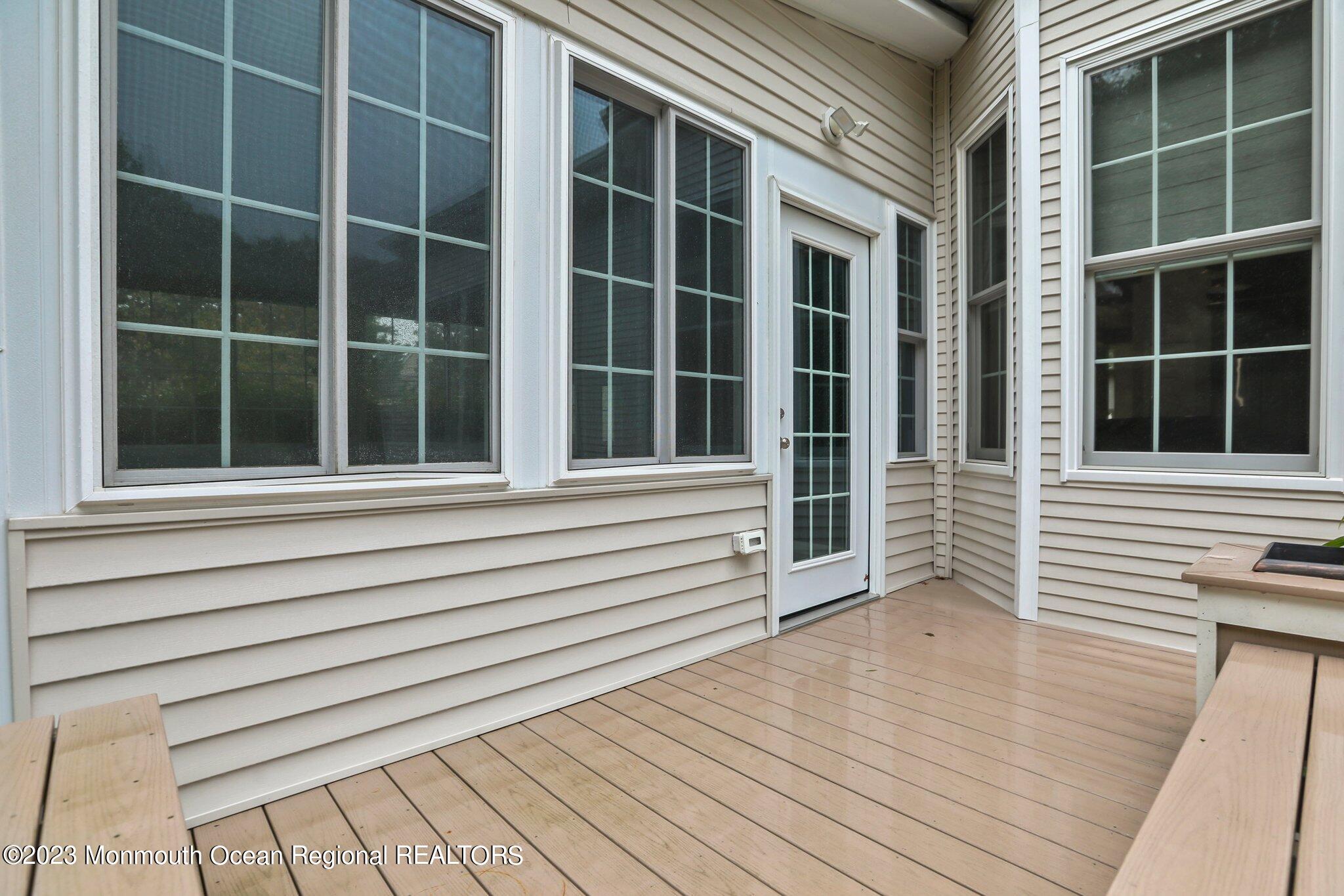 4 Little Falls Court