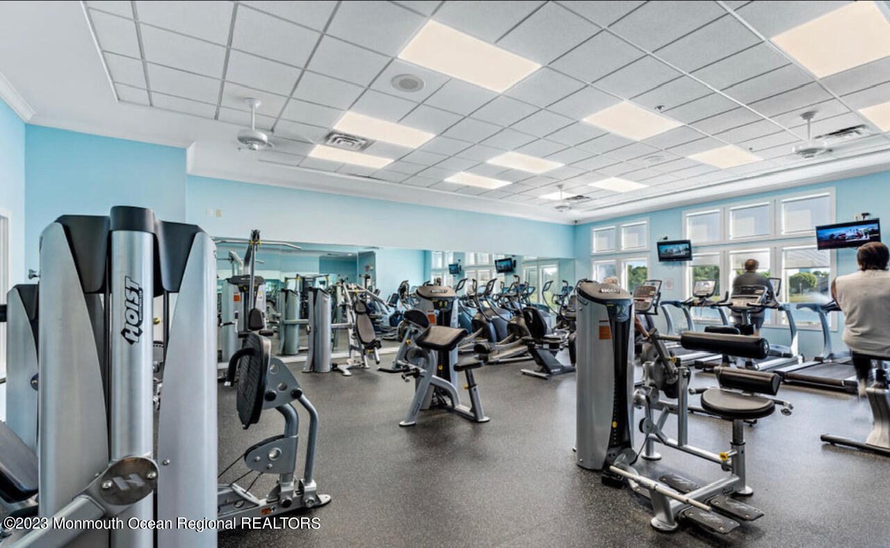 4 Little Falls Court