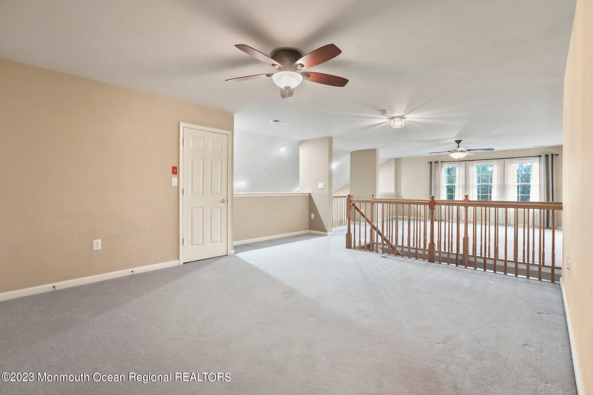 4 Little Falls Court