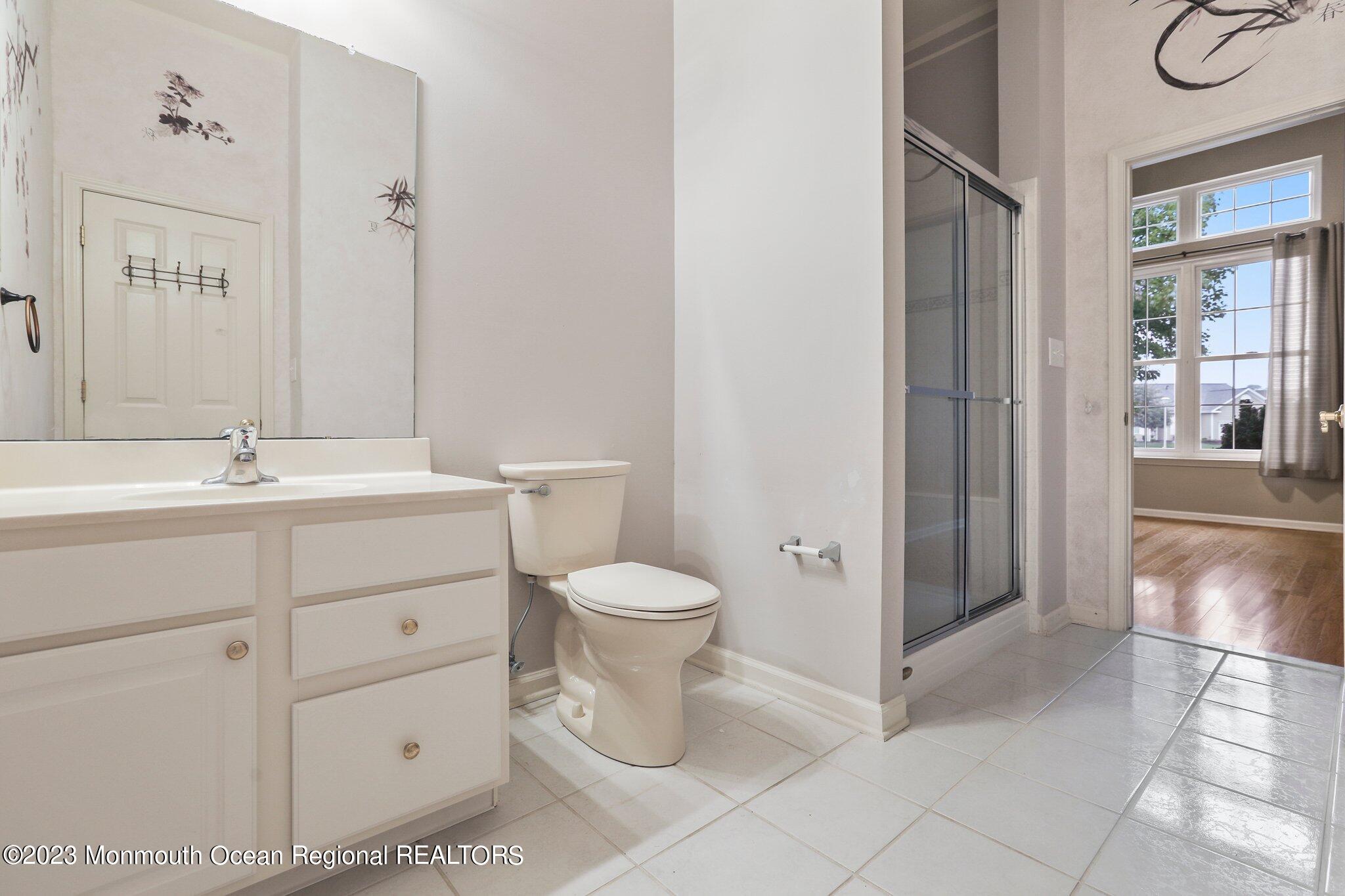 4 Little Falls Court