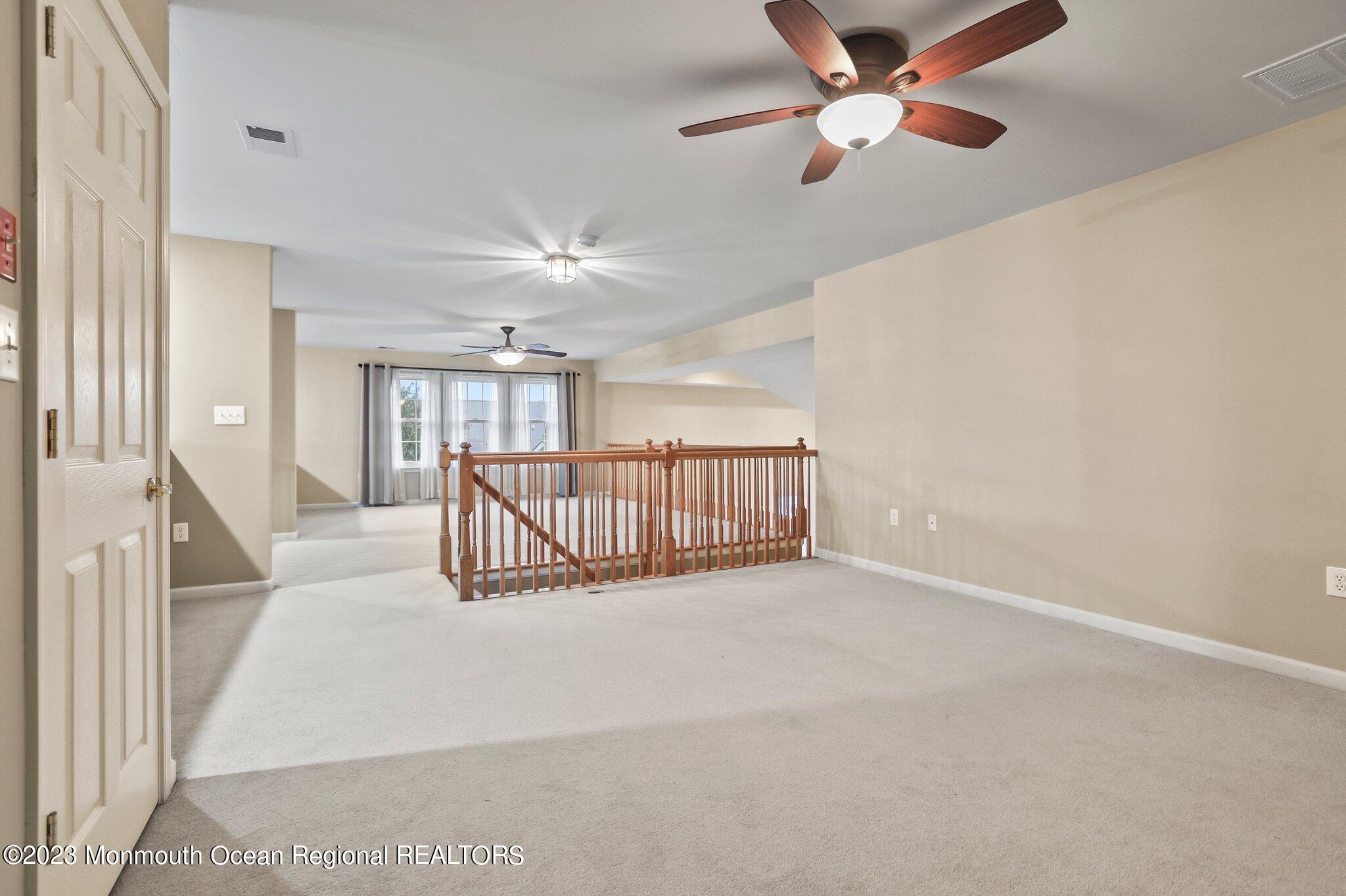 4 Little Falls Court