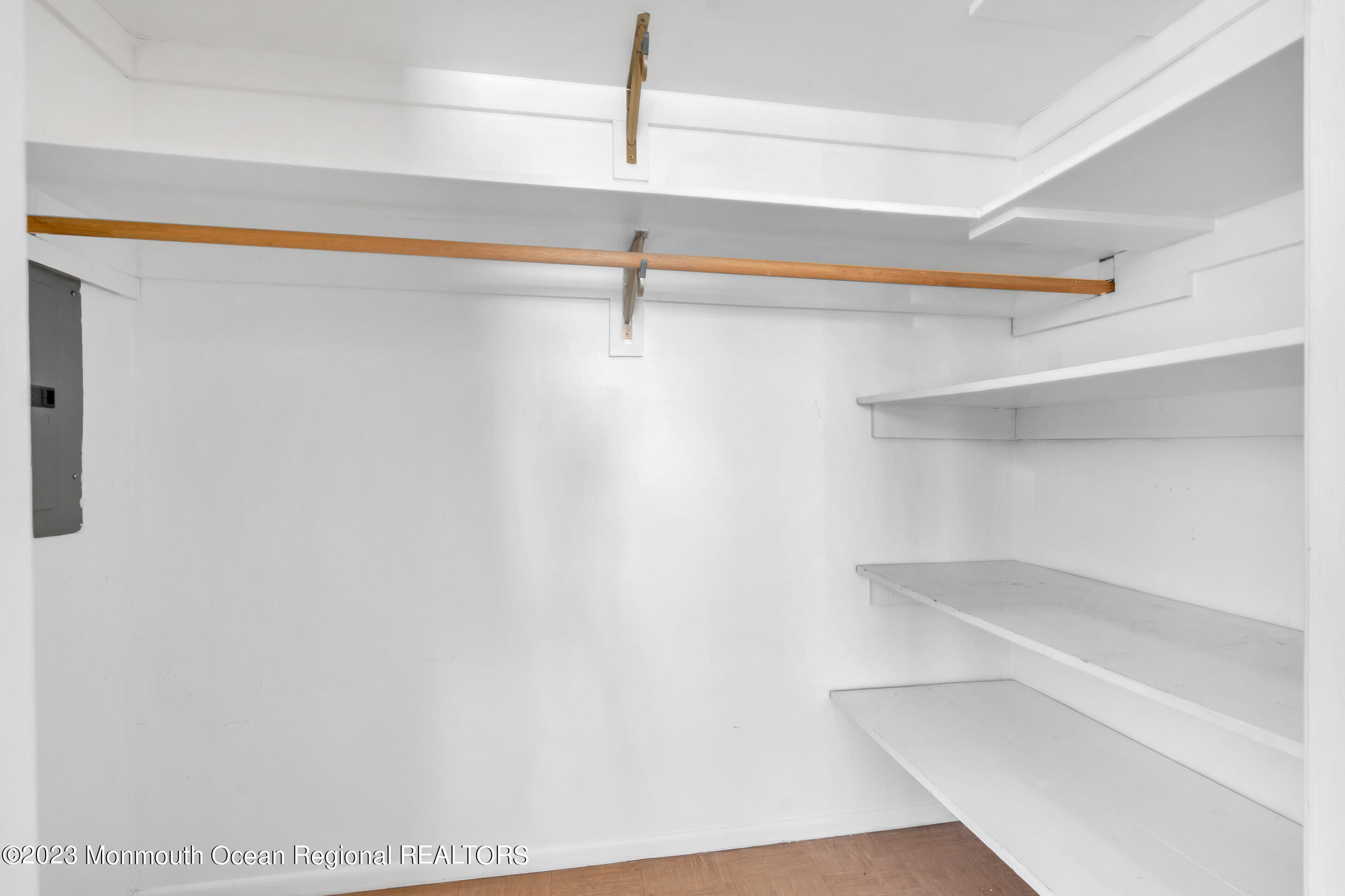 2016 Mount Carmel Boulevard